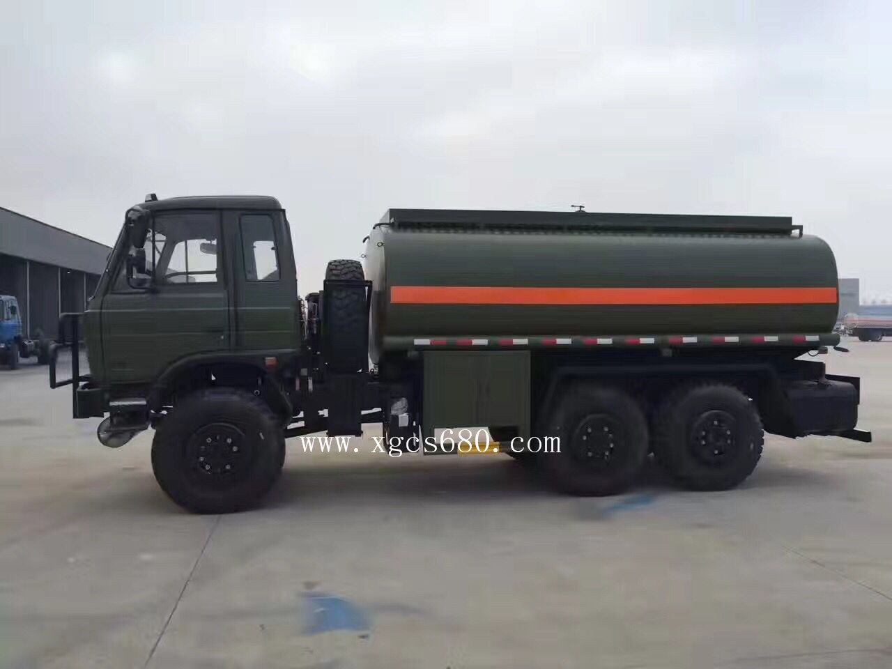 廈工楚勝油罐槽罐專用車廠家官網(wǎng)_移動(dòng)加油站運(yùn)油車_危險(xiǎn)品液體運(yùn)輸車改裝廠_鋁合金液罐運(yùn)輸運(yùn)油車價(jià)格_飛機(jī)加油越野油罐車_全地型四驅(qū)油罐加油車_殯葬殯儀車改裝廠_混凝土攪拌水泥罐車_液化氣運(yùn)輸罐車圖片_廠家直銷二手國(guó)三國(guó)四油罐車礦區(qū)專用大馬力槽罐車 廈工楚勝油罐槽罐專用車廠家官網(wǎng)_移動(dòng)加油站運(yùn)油車_危險(xiǎn)品液體運(yùn)輸車改裝廠_鋁合金液罐運(yùn)輸運(yùn)油車價(jià)格_飛機(jī)加油越野油罐車_全地型四驅(qū)油罐加油車_殯葬殯儀車改裝廠_混凝土攪拌水泥罐車_液化氣運(yùn)輸罐車圖片_廠家直銷二手國(guó)三國(guó)四油罐車礦區(qū)專用大馬力槽罐車
